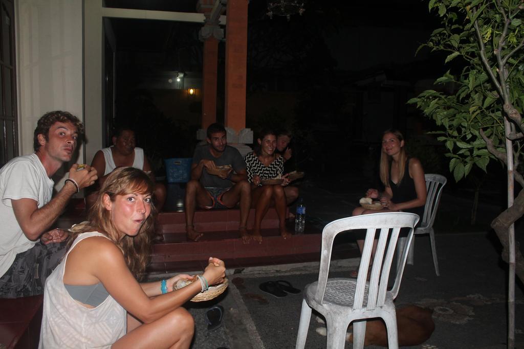 Nyoman Guesthouse Canggu Exteriör bild
