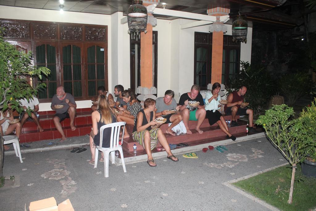 Nyoman Guesthouse Canggu Exteriör bild